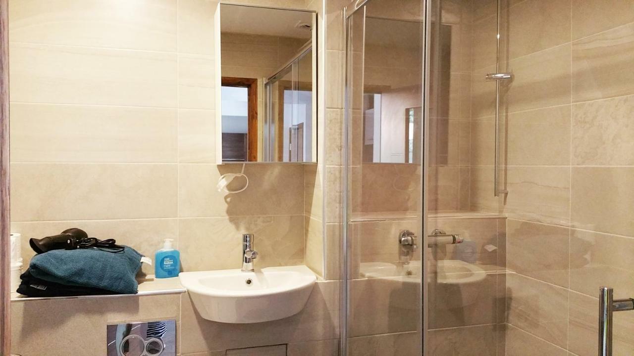 Cygnet House Aparthotel Croydon Buitenkant foto